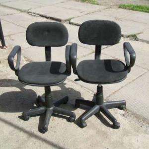 Два кресла