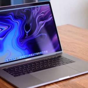 MacBook Pro15 (2018) i7 16DDR4 512SSD AMD560X